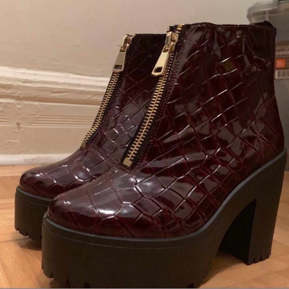 Women's Burgundy Top Shop snake skin boots size 8